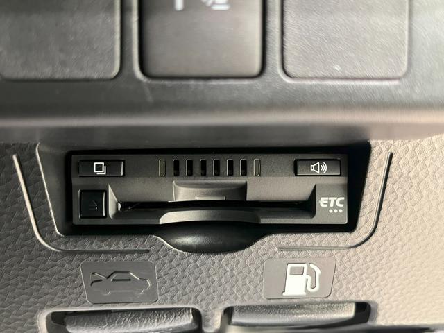 トール カスタムＧターボ　両側パワースライドドア　オートライト　キーフリー　アイドリングストップ　バックモニター　ナビ　ドライブレコーダー　ＵＳＢ入力端子　Ｂｌｕｅｔｏｏｔｈ　ティーゼットデオプラス（18枚目）