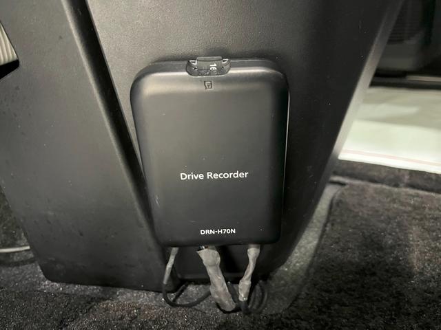 トール カスタムＧターボ　両側パワースライドドア　オートライト　キーフリー　アイドリングストップ　バックモニター　ナビ　ドライブレコーダー　ＵＳＢ入力端子　Ｂｌｕｅｔｏｏｔｈ　ティーゼットデオプラス（25枚目）