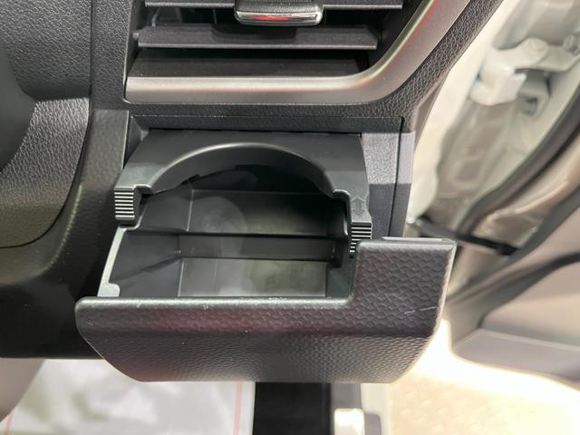 トール カスタムＧターボ　両側パワースライドドア　オートライト　キーフリー　アイドリングストップ　バックモニター　ナビ　ドライブレコーダー　ＵＳＢ入力端子　Ｂｌｕｅｔｏｏｔｈ　ティーゼットデオプラス（32枚目）