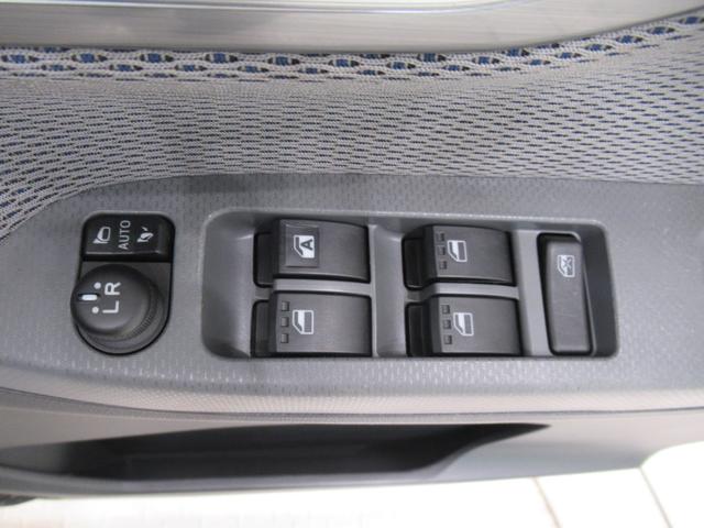 ムーヴ カスタムＸ　ＳＡ２　オートライト　キーフリー　アイドリングストップ　電動格納式ドアミラー　衝突被害軽減システム　レーンアシスト　エアコン　パワーステアリング　パワーウィンドウ　運転席エアバッグ　ＡＢＳ（14枚目）