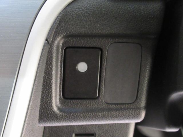 ムーヴ カスタムＸ　ＳＡ２　オートライト　キーフリー　アイドリングストップ　電動格納式ドアミラー　衝突被害軽減システム　レーンアシスト　エアコン　パワーステアリング　パワーウィンドウ　運転席エアバッグ　ＡＢＳ（22枚目）