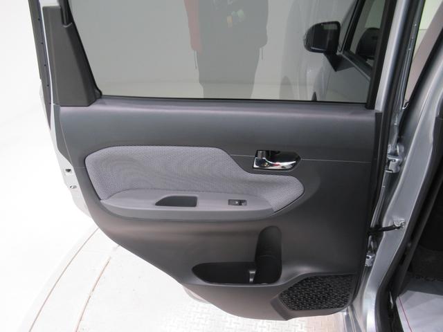 ムーヴ カスタムＸ　ＳＡ２　オートライト　キーフリー　アイドリングストップ　電動格納式ドアミラー　衝突被害軽減システム　レーンアシスト　エアコン　パワーステアリング　パワーウィンドウ　運転席エアバッグ　ＡＢＳ（45枚目）