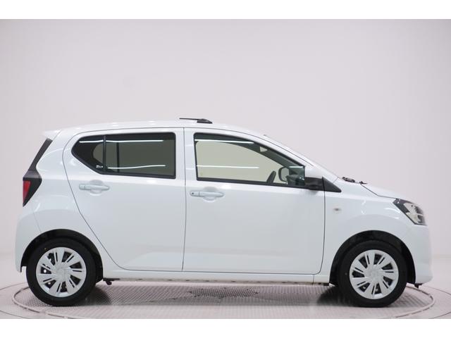 ミライース Ｘリミテッド　ＳＡ３　オートライト　キーレスエントリー　アイドリングストップ　バックモニター　ナビ　ＵＳＢ入力端子　Ｂｌｕｅｔｏｏｔｈ　衝突被害軽減システム　レーンアシスト　オートマチックハイビーム　ティーゼットデオプラス（5枚目）