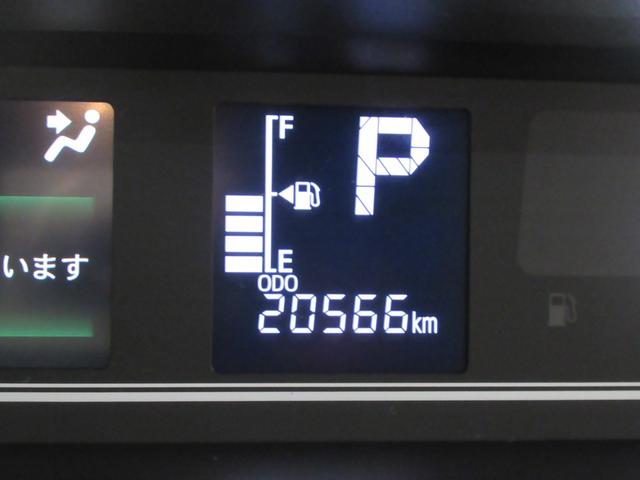 タント カスタムＲＳ　シートヒーター　両側パワースライドドア　オートライト　キーフリー　アイドリングストップ　パノラマモニター　ディスプレイオーディオ　ドライブレコーダー　ＵＳＢ入力端子　Ｂｌｕｅｔｏｏｔｈ（11枚目）