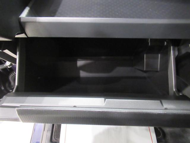 タント カスタムＲＳ　シートヒーター　両側パワースライドドア　オートライト　キーフリー　アイドリングストップ　パノラマモニター　ディスプレイオーディオ　ドライブレコーダー　ＵＳＢ入力端子　Ｂｌｕｅｔｏｏｔｈ（31枚目）