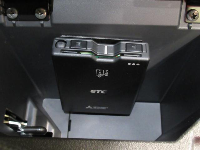 コペン セロ　シートヒーター　オートライト　キーフリー　ナビ　Ｂｌｕｅｔｏｏｔｈ　エアコン　パワーステアリング　パワーウィンドウ　運転席エアバッグ　ＡＢＳ　ティーゼットデオプラス（18枚目）