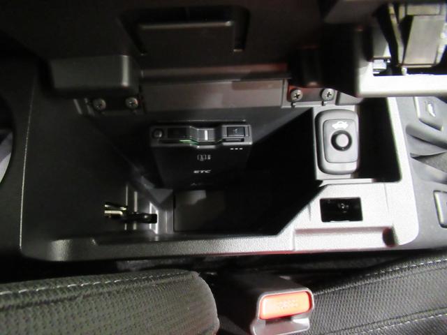 コペン セロ　シートヒーター　オートライト　キーフリー　ナビ　Ｂｌｕｅｔｏｏｔｈ　エアコン　パワーステアリング　パワーウィンドウ　運転席エアバッグ　ＡＢＳ　ティーゼットデオプラス（33枚目）