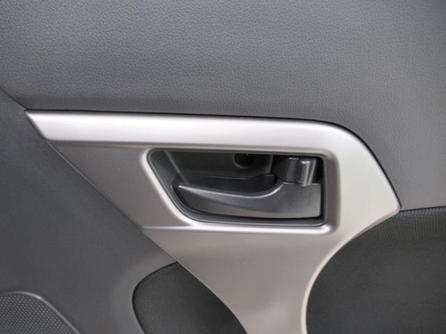 コペン セロ　シートヒーター　オートライト　キーフリー　ナビ　Ｂｌｕｅｔｏｏｔｈ　エアコン　パワーステアリング　パワーウィンドウ　運転席エアバッグ　ＡＢＳ　ティーゼットデオプラス（34枚目）