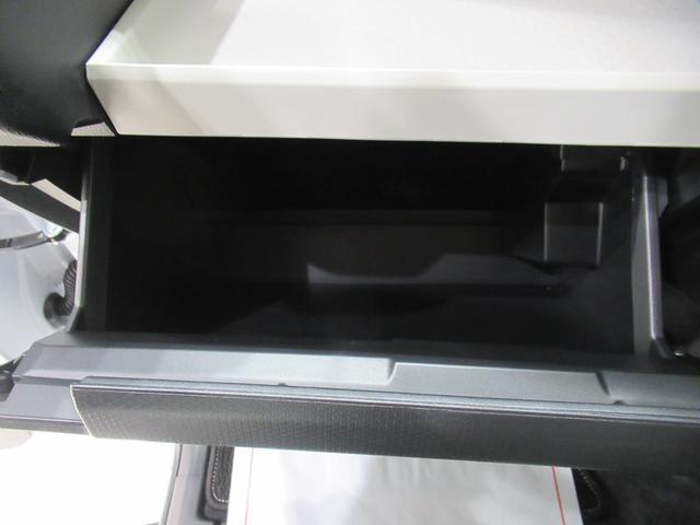 タント Ｘ　シートヒーター　左側パワースライドドア　オートライト　キーフリー　アイドリングストップ　パノラマモニター　ナビ　ドライブレコーダー　ＵＳＢ入力端子　Ｂｌｕｅｔｏｏｔｈ　ティーゼットデオプラス（32枚目）