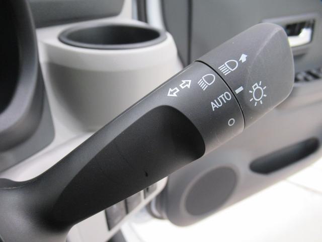 ミライース Ｘ　ＳＡ３　オートライト　キーレスエントリー　アイドリングストップ　ＣＤチューナー　電動格納式ドアミラー　衝突被害軽減システム　レーンアシスト　オートマチックハイビーム　ティーゼットデオプラス（19枚目）