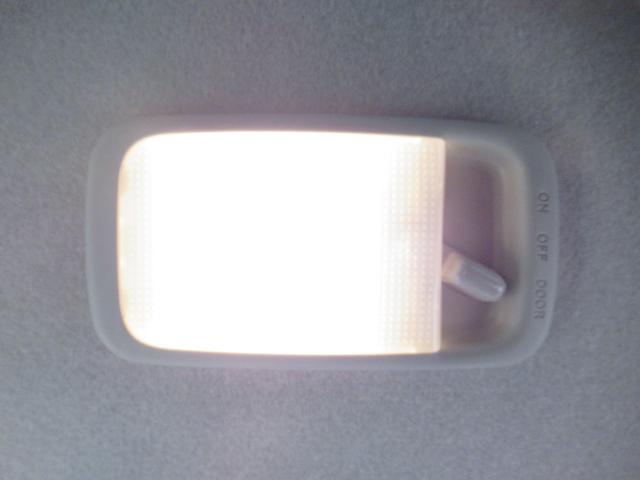 ミライース Ｘ　ＳＡ３　オートライト　キーレスエントリー　アイドリングストップ　ＣＤチューナー　電動格納式ドアミラー　衝突被害軽減システム　レーンアシスト　オートマチックハイビーム　ティーゼットデオプラス（30枚目）