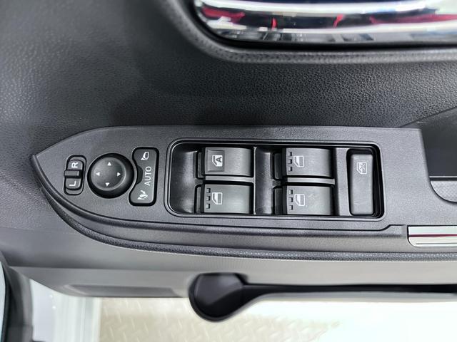 タント カスタムＸ　シートヒーター　両側パワースライドドア　オートライト　キーフリー　アイドリングストップ　バックモニター　ディスプレイオーディオ　ＵＳＢ入力端子　Ｂｌｕｅｔｏｏｔｈ　ティーゼットデオプラス（15枚目）