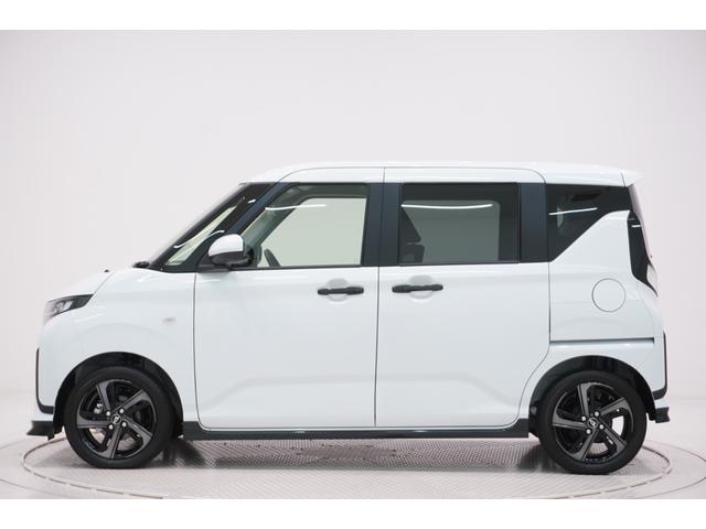 ムーヴ ＲＳ　パノラマモニター　１０インチナビ　ドライブレコーダー　両側パワースライドドア　ＵＳＢ入力端子　Ｂｌｕｅｔｏｏｔｈ　オートライト　キーフリー　アイドリングストップ　ティーゼットデオプラス（5枚目）