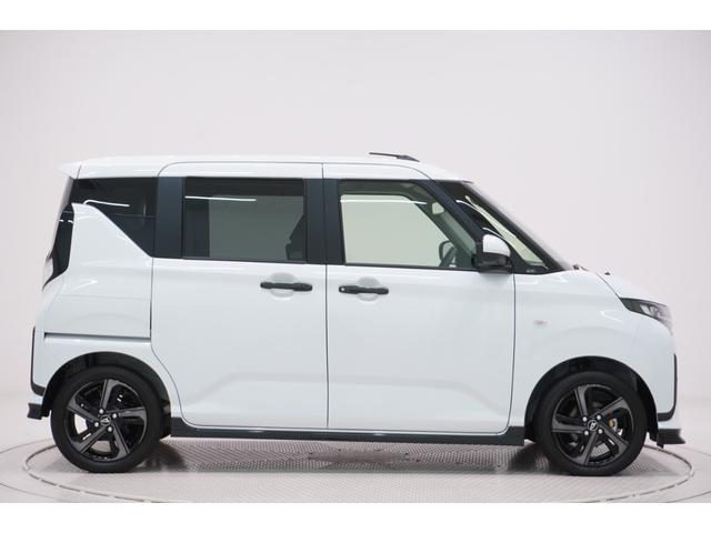 ムーヴ ＲＳ　パノラマモニター　１０インチナビ　ドライブレコーダー　両側パワースライドドア　ＵＳＢ入力端子　Ｂｌｕｅｔｏｏｔｈ　オートライト　キーフリー　アイドリングストップ　ティーゼットデオプラス（6枚目）