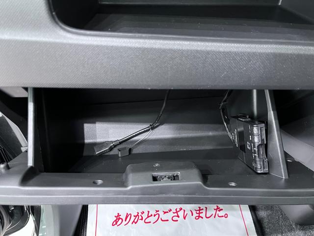 ムーヴ カスタムＸ　オートライト　キーフリー　アイドリングストップ　電動格納式ドアミラー　エアコン　パワーステアリング　パワーウィンドウ　運転席エアバッグ　ＡＢＳ　ティーゼットデオプラス（25枚目）