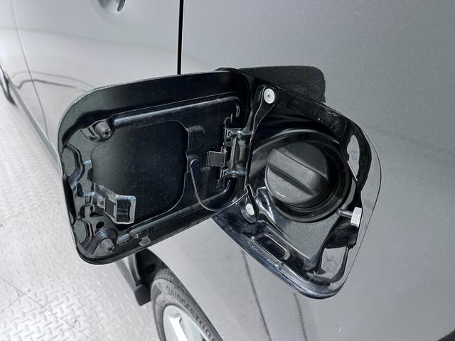 ムーヴ カスタムＸ　オートライト　キーフリー　アイドリングストップ　電動格納式ドアミラー　エアコン　パワーステアリング　パワーウィンドウ　運転席エアバッグ　ＡＢＳ　ティーゼットデオプラス（46枚目）