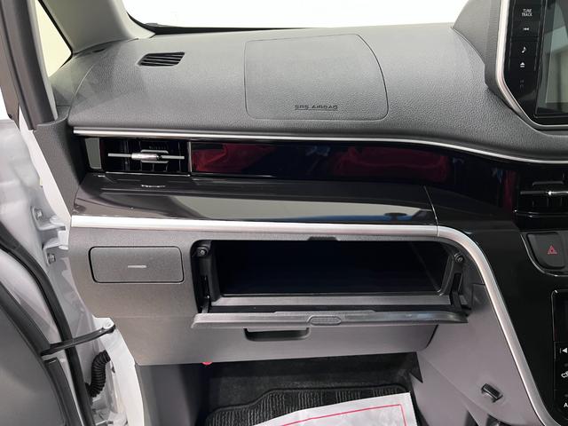 ムーヴ カスタムＲＳハイパーリミテッド　ＳＡ３　４ＷＤ　シートヒーター　オートライト　キーフリー　アイドリングストップ　パノラマモニター　ナビ　ドライブレコーダー　ＵＳＢ入力端子　Ｂｌｕｅｔｏｏｔｈ　ティーゼットデオプラス（29枚目）