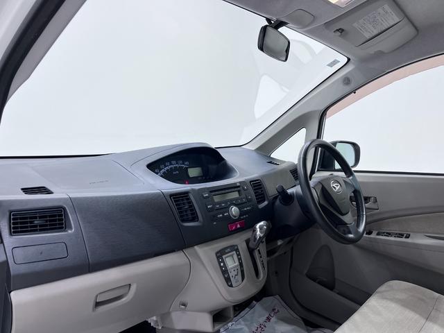 ムーヴ Ｘ　キーフリー　アイドリングストップ　ＣＤチューナー　電動格納式ドアミラー　エアコン　パワーステアリング　パワーウィンドウ　運転席エアバッグ　ＡＢＳ　ティーゼットデオプラス（12枚目）