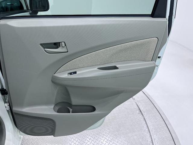 ムーヴ Ｘ　キーフリー　アイドリングストップ　ＣＤチューナー　電動格納式ドアミラー　エアコン　パワーステアリング　パワーウィンドウ　運転席エアバッグ　ＡＢＳ　ティーゼットデオプラス（39枚目）