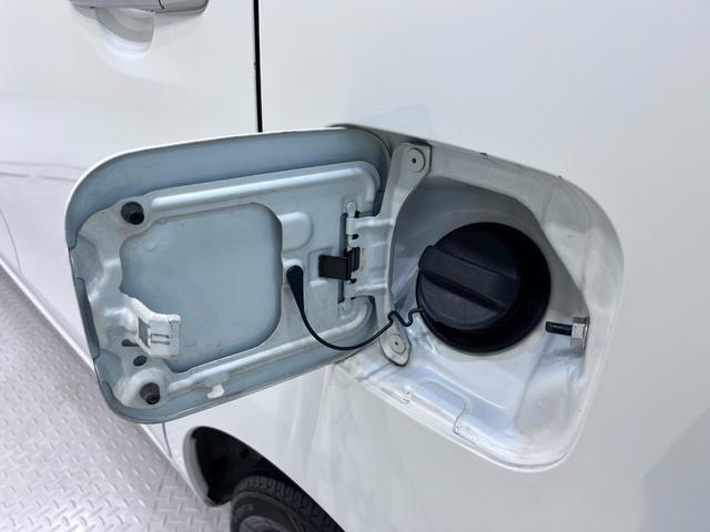 ムーヴ Ｘ　キーフリー　アイドリングストップ　ＣＤチューナー　電動格納式ドアミラー　エアコン　パワーステアリング　パワーウィンドウ　運転席エアバッグ　ＡＢＳ　ティーゼットデオプラス（41枚目）