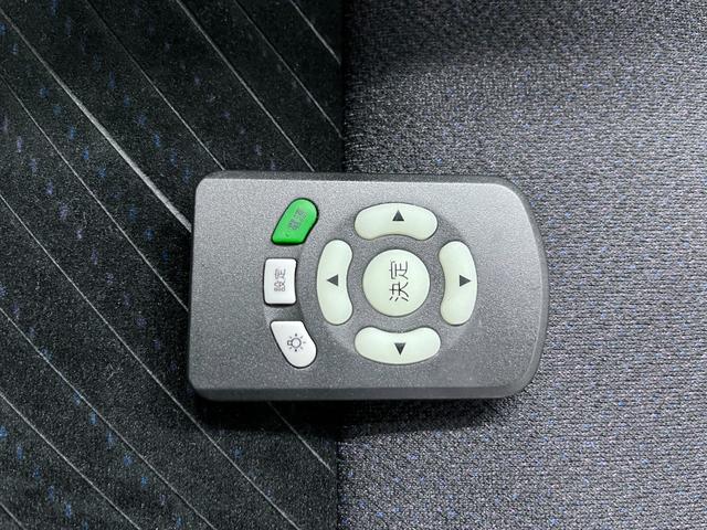 タント Ｘ　ＶＳ　ＳＡ３　シートヒーター　両側パワースライドドア　オートライト　キーフリー　アイドリングストップ　ＵＳＢ入力端子　衝突被害軽減システム　レーンアシスト　オートマチックハイビーム　ティーゼットデオプラス（36枚目）