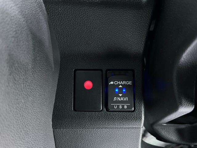 タント カスタムＸトップエディションＶＳ　ＳＡ３　シートヒーター　両側パワースライドドア　オートライト　キーフリー　アイドリングストップ　ＵＳＢ入力端子　衝突被害軽減システム　レーンアシスト　オートマチックハイビーム　ティーゼットデオプラス（19枚目）