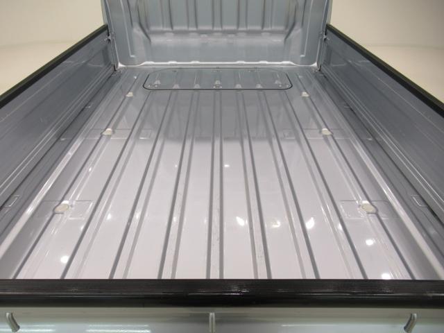 �X���̓J�t�F�̂悤�ȕ��͋C�ŁA���߂Ă����X�̕��ł�������肨���났������Ǝv���܂��B�i�v�d�a�W���ꏜ���j