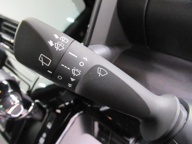 タント カスタムＲＳ　シートヒーター　両側パワースライドドア　オートライト　キーフリー　アイドリングストップ　パノラマモニター　ナビ　ＵＳＢ入力端子　Ｂｌｕｅｔｏｏｔｈ　ティーゼットデオプラス（21枚目）