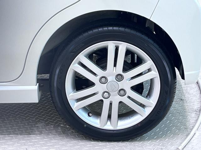 ムーヴ カスタムＲＳ　オートライト　キーフリー　アイドリングストップ　ＣＤチューナー　電動格納式ドアミラー　エアコン　パワーステアリング　パワーウィンドウ　運転席エアバッグ　ＡＢＳ　ティーゼットデオプラス（7枚目）