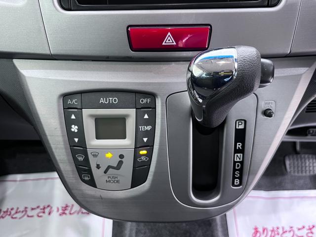 ムーヴ カスタムＲＳ　オートライト　キーフリー　アイドリングストップ　ＣＤチューナー　電動格納式ドアミラー　エアコン　パワーステアリング　パワーウィンドウ　運転席エアバッグ　ＡＢＳ　ティーゼットデオプラス（19枚目）