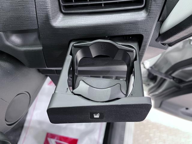 ムーヴ カスタムＲＳ　オートライト　キーフリー　アイドリングストップ　ＣＤチューナー　電動格納式ドアミラー　エアコン　パワーステアリング　パワーウィンドウ　運転席エアバッグ　ＡＢＳ　ティーゼットデオプラス（25枚目）