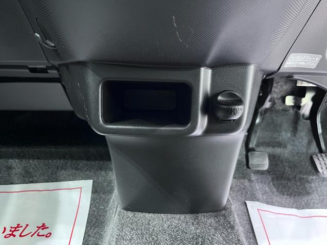 ムーヴ カスタムＲＳ　オートライト　キーフリー　アイドリングストップ　ＣＤチューナー　電動格納式ドアミラー　エアコン　パワーステアリング　パワーウィンドウ　運転席エアバッグ　ＡＢＳ　ティーゼットデオプラス（26枚目）