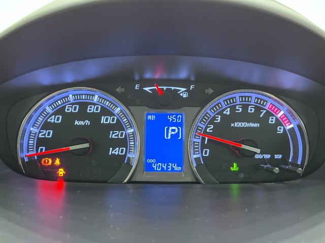 ムーヴ カスタムＲＳ　オートライト　キーフリー　アイドリングストップ　ＣＤチューナー　電動格納式ドアミラー　エアコン　パワーステアリング　パワーウィンドウ　運転席エアバッグ　ＡＢＳ　ティーゼットデオプラス（47枚目）