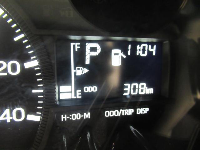 ハイゼットカーゴ デラックス　ＡＭ／ＦＭラジオ　両側スライドドア　キーレスエントリー　アイドリングストップ　衝突被害軽減システム　レーンアシスト　オートマチックハイビーム　ティーゼットデオプラス（10枚目）