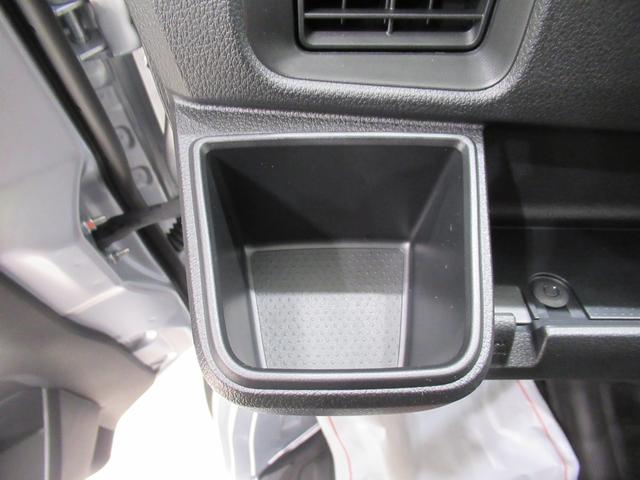 ハイゼットカーゴ デラックス　ＡＭ／ＦＭラジオ　両側スライドドア　キーレスエントリー　アイドリングストップ　衝突被害軽減システム　レーンアシスト　オートマチックハイビーム　ティーゼットデオプラス（24枚目）