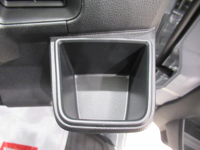 ハイゼットカーゴ デラックス　ＡＭ／ＦＭラジオ　両側スライドドア　キーレスエントリー　アイドリングストップ　衝突被害軽減システム　レーンアシスト　オートマチックハイビーム　ティーゼットデオプラス（25枚目）