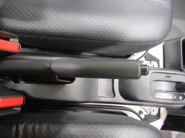 ハイゼットトラック ジャンボスタンダード　４ＷＤ　ＡＭ／ＦＭラジオ　オートライト　アイドリングストップ　衝突被害軽減システム　レーンアシスト　オートマチックハイビーム　ティーゼットデオプラス（23枚目）