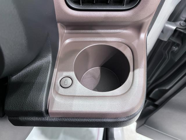 ムーヴキャンバス セオリーＧターボ　パノラマモニター　７インチナビ　両側パワースライドドア　シートヒーター　ＵＳＢ入力端子　Ｂｌｕｅｔｏｏｔｈ　ホッとカップホルダー　オートライト　キーフリー　アイドリングストップ　ティーゼットデオプラス（32枚目）