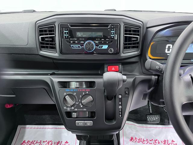 ミライース L SA3 オートライト キーレスエントリー アイドリングストップ CDチューナー 衝突被害軽減システム レーンアシスト オートマチックハイビーム ティーゼットデオプラス(16枚目)