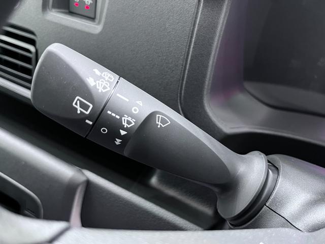 ハイゼットカーゴ デラックス 両側スライドドア AM/FMラジオ キーレスエントリー アイドリングストップ 衝突被害軽減システム レーンアシスト オートマチックハイビーム ティーゼットデオプラス(17枚目)