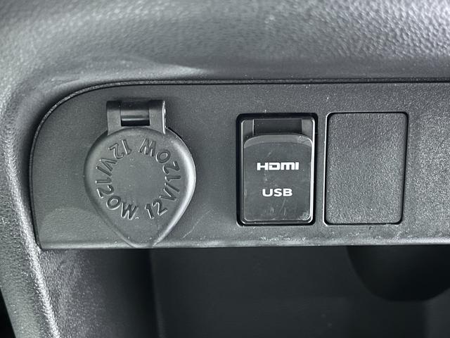 ムーヴキャンバス ＧホワイトアクセントＶＳ　ＳＡＩＩＩ　シートヒーター　両側パワースライドドア　オートライト　キーフリー　アイドリングストップ　パノラマモニター　ナビ　ドライブレコーダー　ＵＳＢ入力端子　Ｂｌｕｅｔｏｏｔｈ　ティーゼットデオプラス（19枚目）