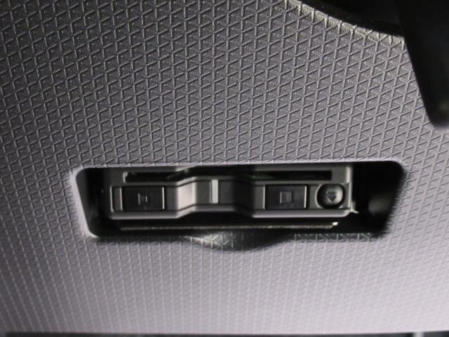 タント カスタムＲＳ　パノラマモニター　７インチナビ　ドライブレコーダー　両側パワースライドドア　シートヒーター　ＵＳＢ入力端子　Ｂｌｕｅｔｏｏｔｈ　オートライト　キーフリー　ティーゼットデオプラス　エコアイドル非装着車（19枚目）