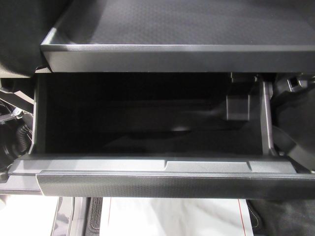 タント カスタムＲＳ　パノラマモニター　７インチナビ　ドライブレコーダー　両側パワースライドドア　シートヒーター　ＵＳＢ入力端子　Ｂｌｕｅｔｏｏｔｈ　オートライト　キーフリー　ティーゼットデオプラス　エコアイドル非装着車（33枚目）