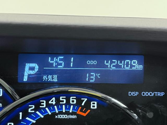 タント カスタムＲＳトップエディション　ＳＡ３　シートヒーター　両側パワースライドドア　オートライト　キーフリー　アイドリングストップ　ＵＳＢ入力端子　衝突被害軽減システム　レーンアシスト　オートマチックハイビーム　ティーゼットデオプラス（10枚目）