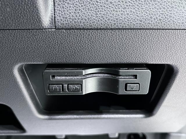 タント カスタムＲＳトップエディション　ＳＡ３　シートヒーター　両側パワースライドドア　オートライト　キーフリー　アイドリングストップ　ＵＳＢ入力端子　衝突被害軽減システム　レーンアシスト　オートマチックハイビーム　ティーゼットデオプラス（18枚目）