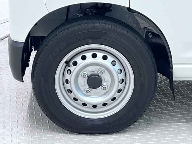 ハイゼットカーゴ デラックス　ＡＭ／ＦＭラジオ　両側スライドドア　オートライト　キーレスエントリー　アイドリングストップ　衝突被害軽減システム　レーンアシスト　オートマチックハイビーム　ティーゼットデオプラス（39枚目）