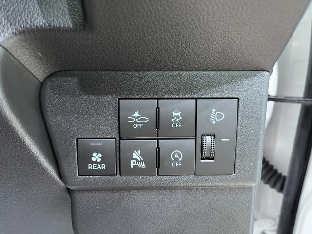 ハイゼットカーゴ デラックス　４ＷＤ　ＡＭ／ＦＭラジオ　両側スライドドア　オートライト　キーレスエントリー　アイドリングストップ　衝突被害軽減システム　レーンアシスト　オートマチックハイビーム　ティーゼットデオプラス（14枚目）