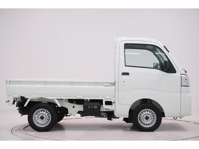 ハイゼットトラック スタンダード　４ＷＤ　ＭＴ５速　ＡＭ／ＦＭラジオ　オートライト　アイドリングストップ　衝突被害軽減システム　レーンアシスト　オートマチックハイビーム　ティーゼットデオプラス（6枚目）