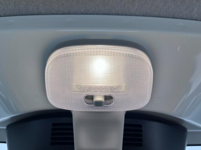 ハイゼットトラック スタンダード　４ＷＤ　ＭＴ５速　ＡＭ／ＦＭラジオ　オートライト　アイドリングストップ　衝突被害軽減システム　レーンアシスト　オートマチックハイビーム　ティーゼットデオプラス（31枚目）