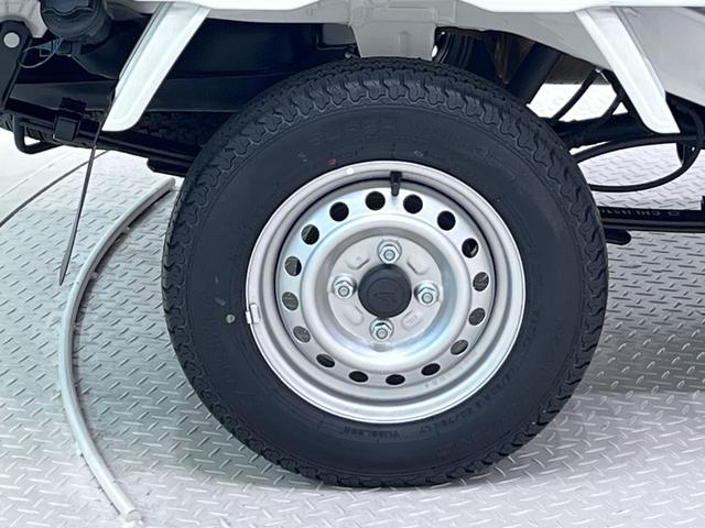 ハイゼットトラック スタンダード　４ＷＤ　ＭＴ５速　ＡＭ／ＦＭラジオ　オートライト　アイドリングストップ　衝突被害軽減システム　レーンアシスト　オートマチックハイビーム　ティーゼットデオプラス（41枚目）